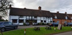 03Kings Head